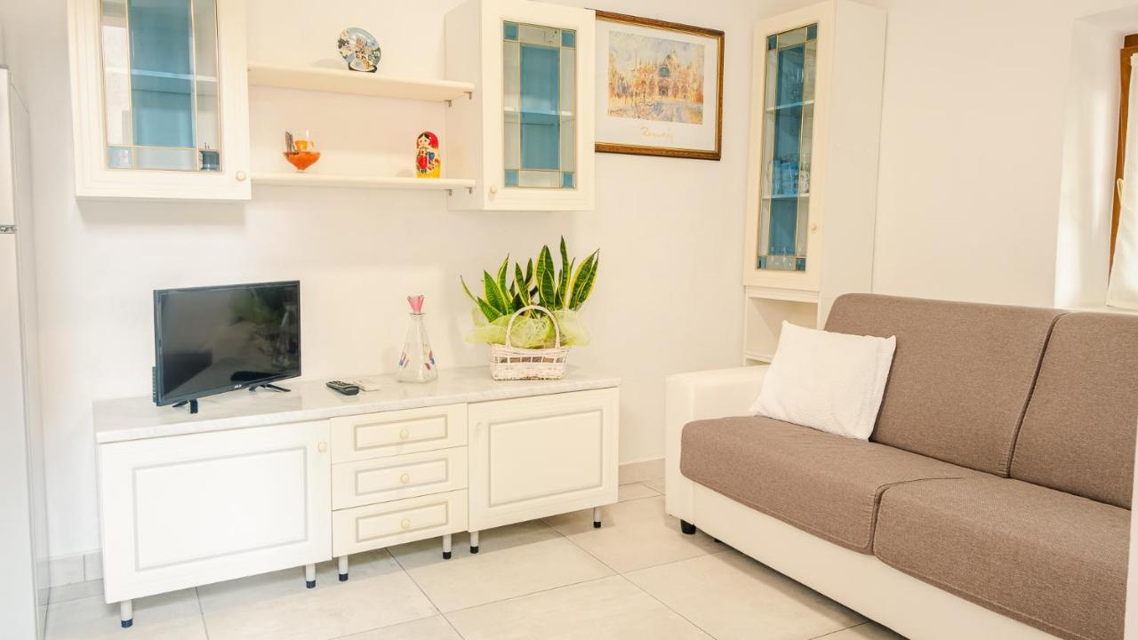 La Casa Di Nonna Agnese - Italian Homing Leilighet Padenghe sul Garda Eksteriør bilde